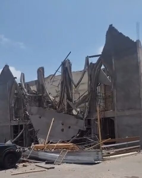 Teto de Igreja Desaba em São Luís: Missa da Romaria Cancelada