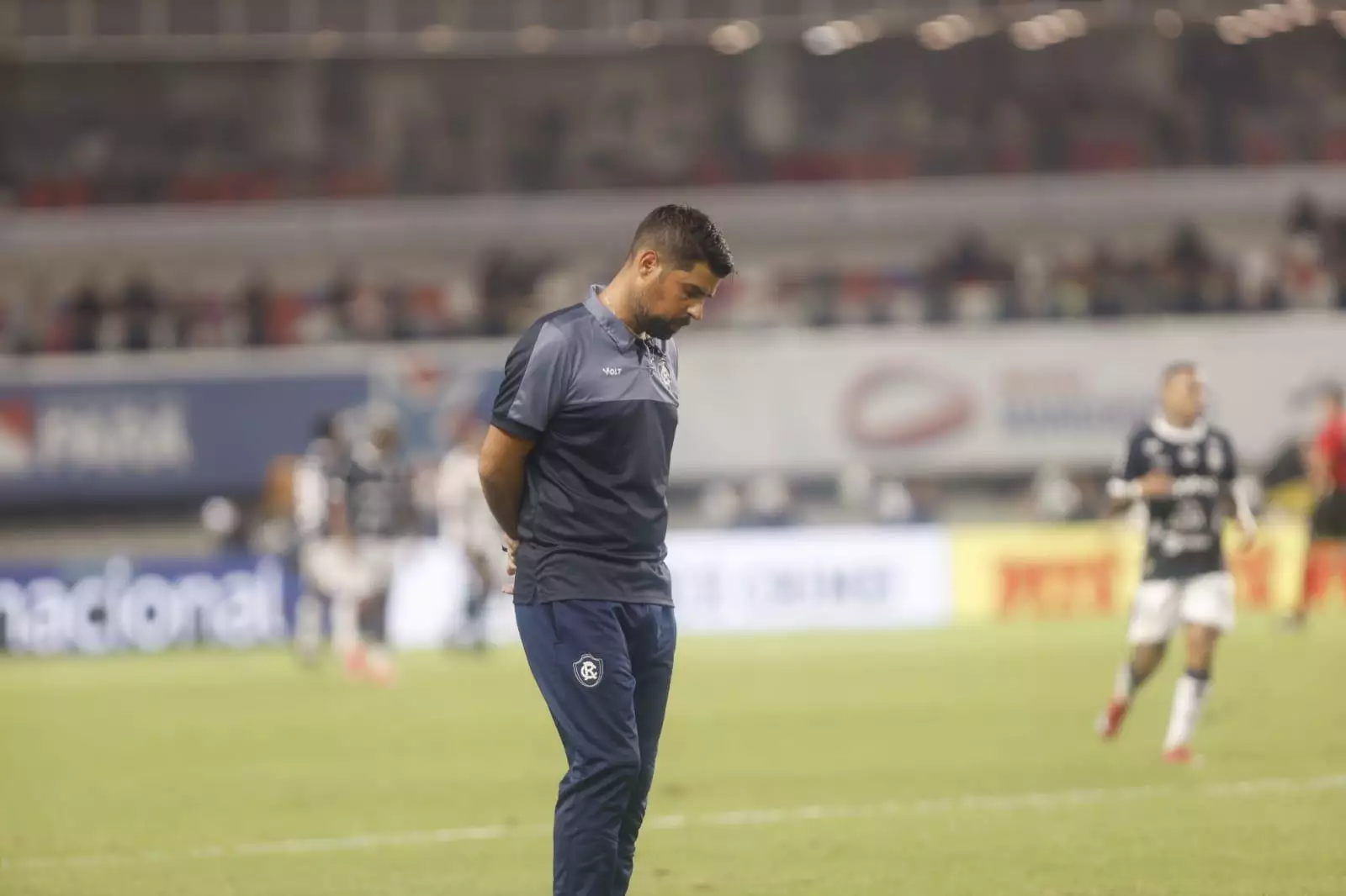 Remo vê sonho do acesso se distanciar após empate e queda na tabela