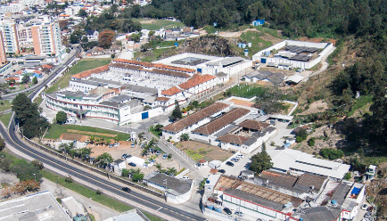 Superlotação Carcerária em Florianópolis: Ação do MP Pede Medidas Urgentes Diante de Obras Prisionais Paralisadas