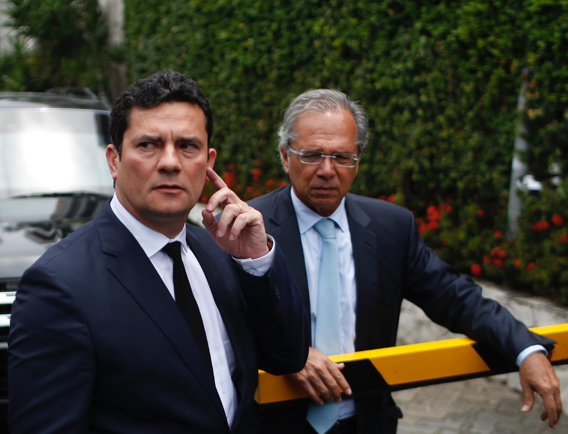 Sergio Moro e Guedes foram avisados sobre fraudes no INSS durante o governo Bolsonaro