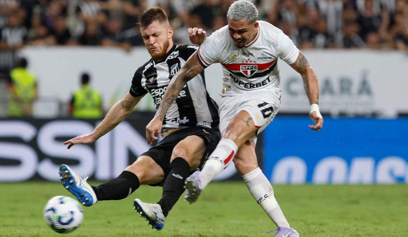 São Paulo enfrenta Ceará no Brasileirão nesta segunda