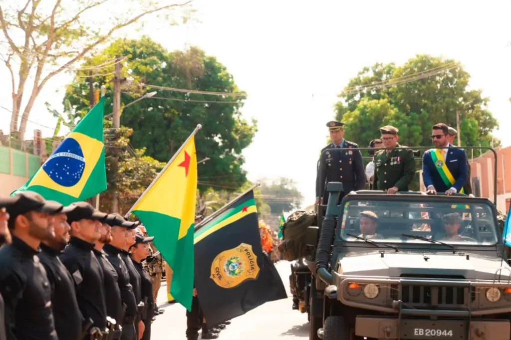 Polícia Civil do Acre Presta Honras à Independência do Brasil em Desfile Cívico