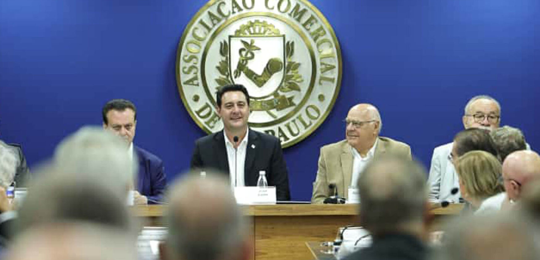 Ratinho Junior critica aprovação da PEC da Blindagem e defende revisão do Código Penal