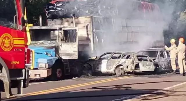 Drama em Aquidauana: Corpo carbonizado aguarda identificação há 3 meses e tragédia aérea agrava espera