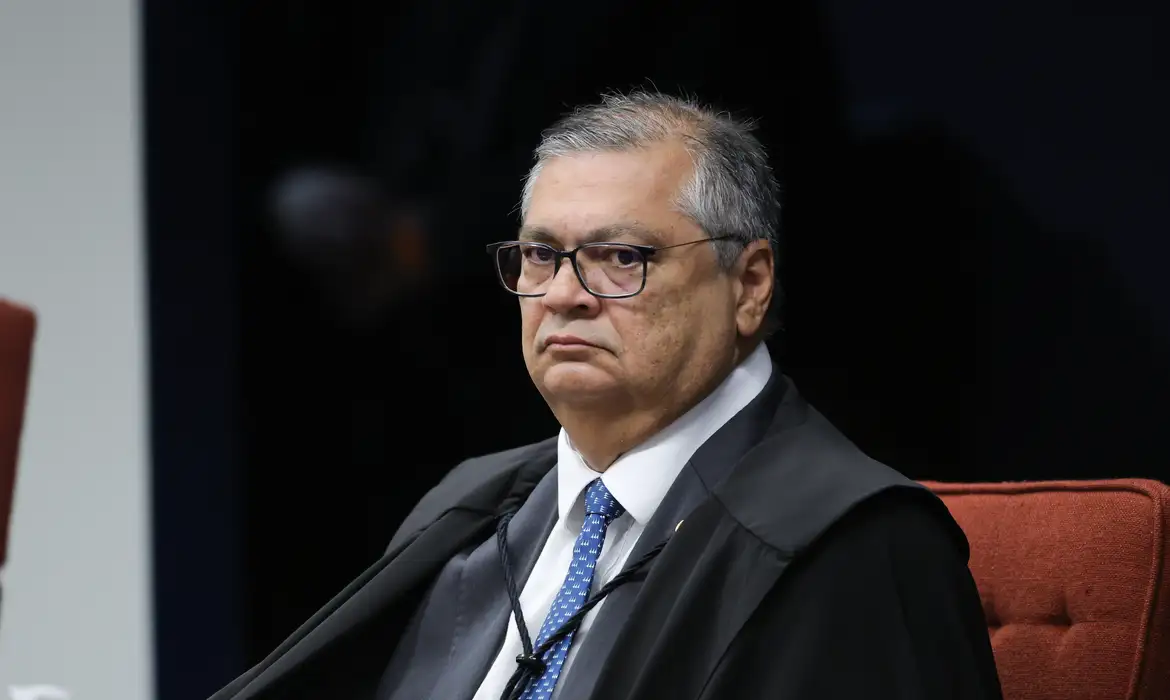 Justiça Determina Indenização ao Ministro Flávio Dino por Morte do Filho em 2012 Após Longa Batalha Judicial