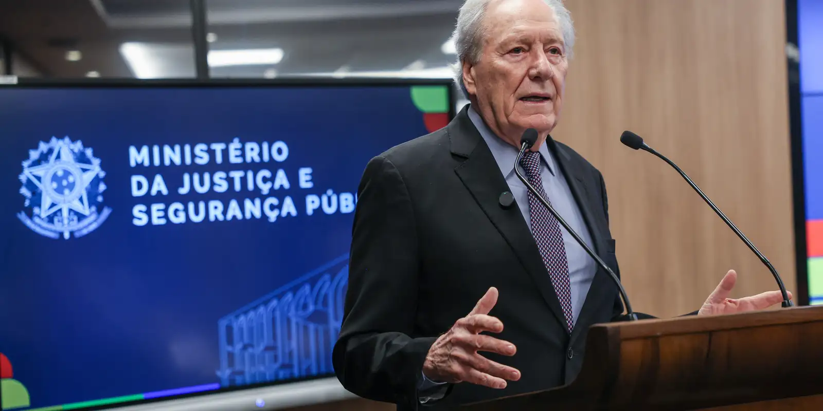 PEC da Segurança: Operações Policiais Recentes Sinalizam Nova Estratégia Nacional, Afirma Lewandowski