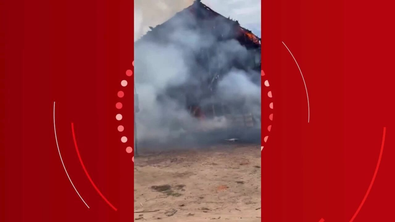 Incêndio em aldeia indígena: explosão em cozinha causa pânico em MT