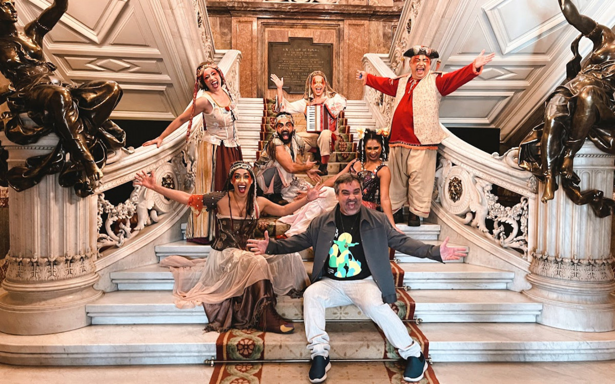 Companhia Teatral Meritiense “Os Ciclomáticos” Leva Arte Brasileira para Palcos Europeus