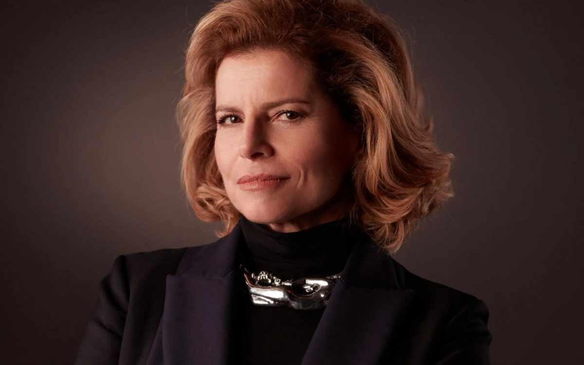 Débora Bloch: Talento e Elegância Atemporal que Inspiram Gerações