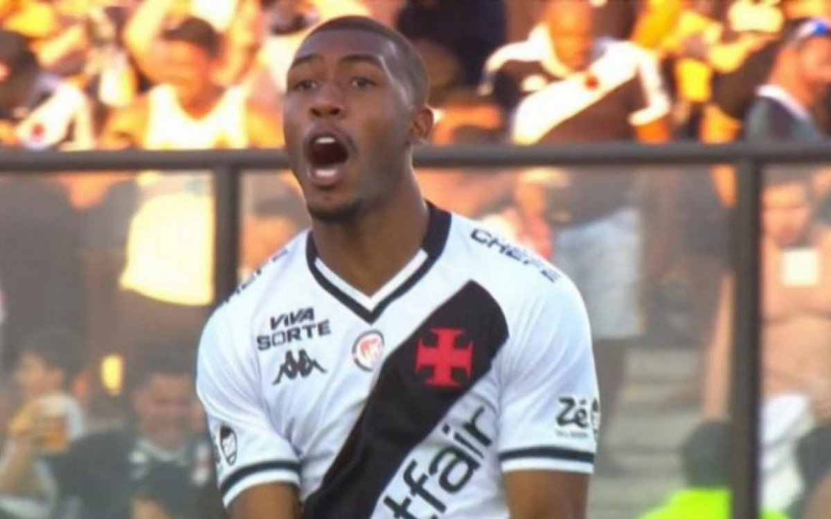 Rayan, joia do Vasco, brilha e recorda conselhos de Dinamite: ‘Queria que ele estivesse aqui’