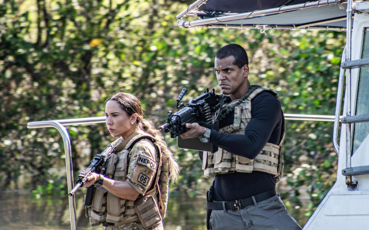 Mulher Melão Surpreende ao Interpretar Policial Federal em ‘Arcanjo Renegado’