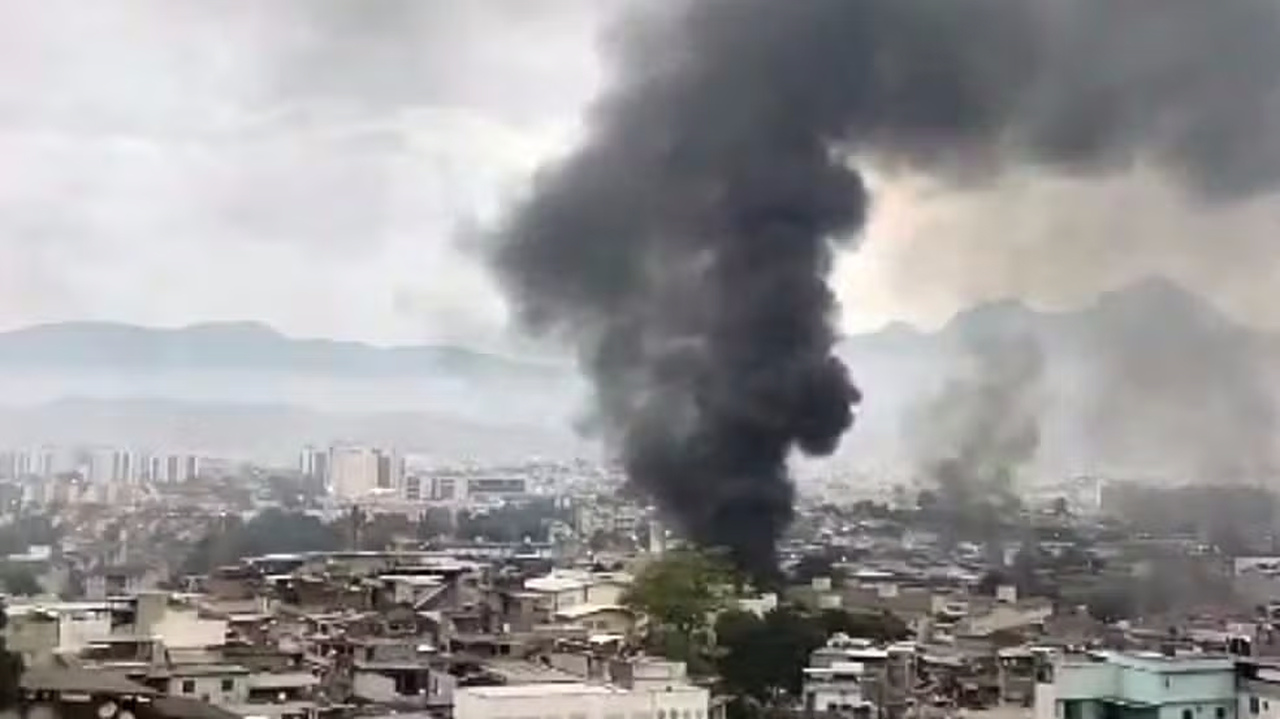 Rio Sob Tensão: Megaoperação Contra o Comando Vermelho Deixa Rastro de Morte e Caos