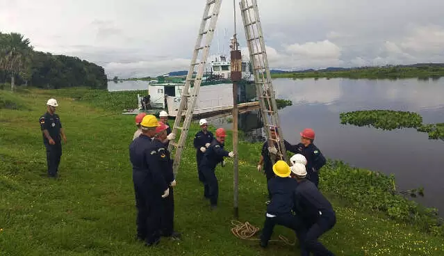 Marinha do Brasil Implementa Balizamento Inédito em Trecho Paraguaio da Hidrovia Paraguai-Paraná