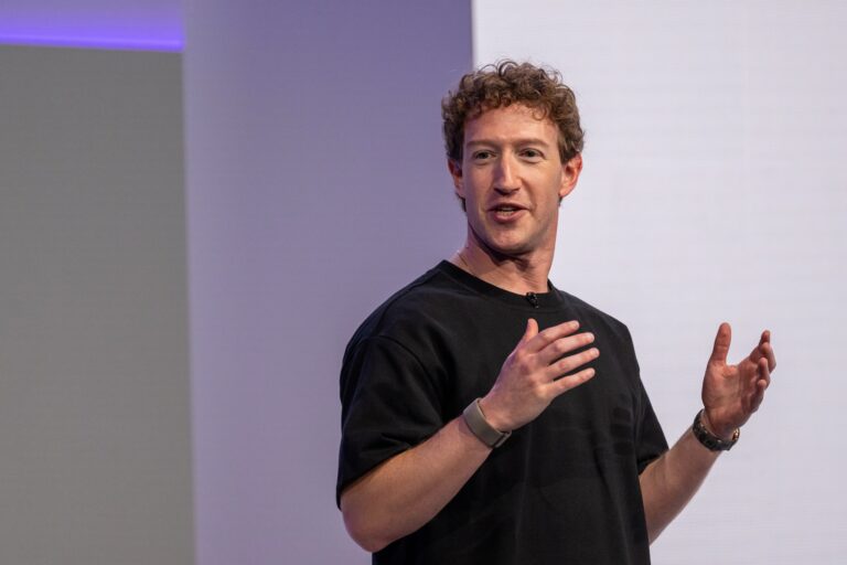 Mark Zuckerberg perde posição entre os mais ricos
