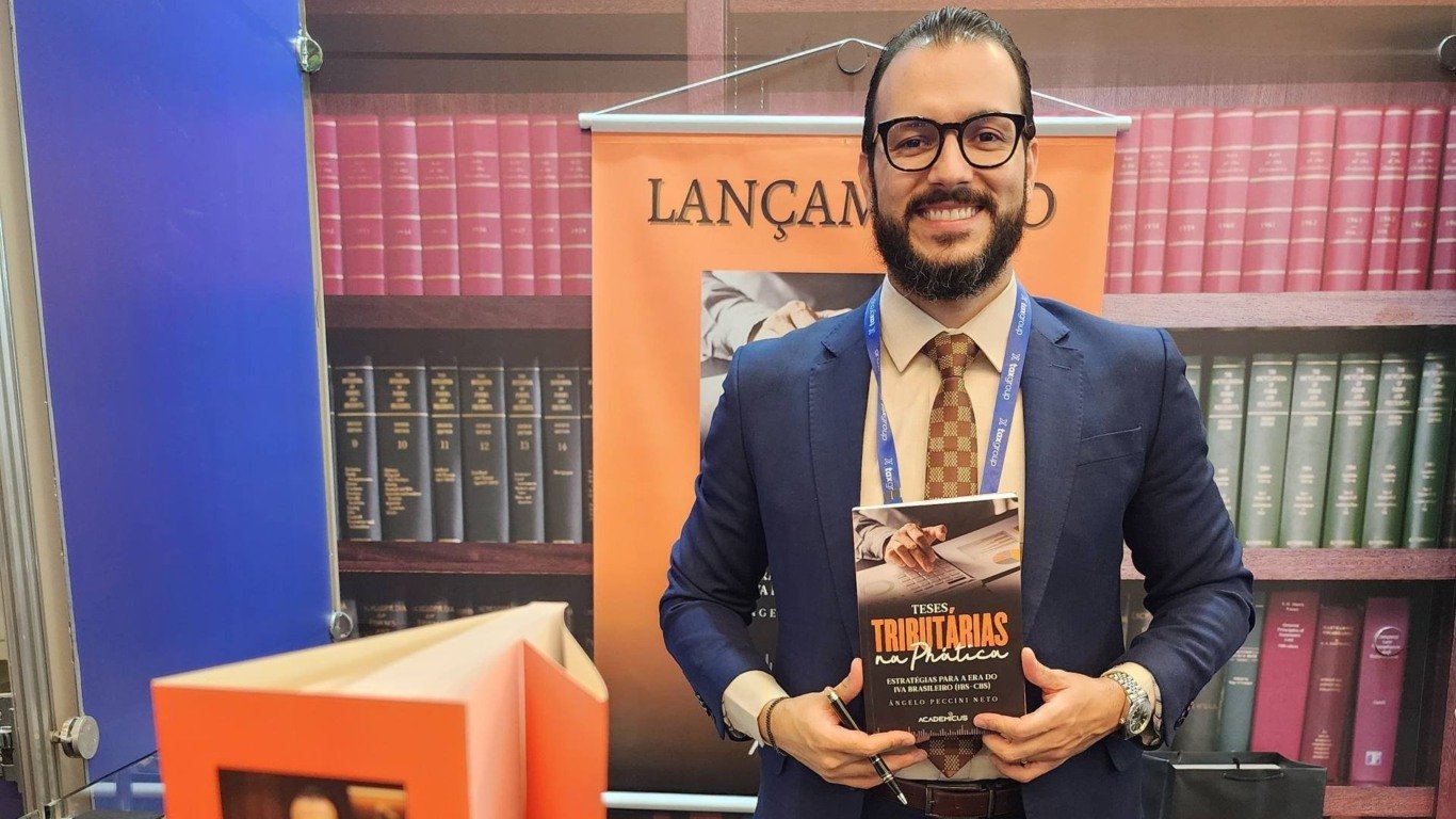Advogado de Roraima Brilha na Fenalaw com Lançamento de Livro sobre o Futuro da Tributação