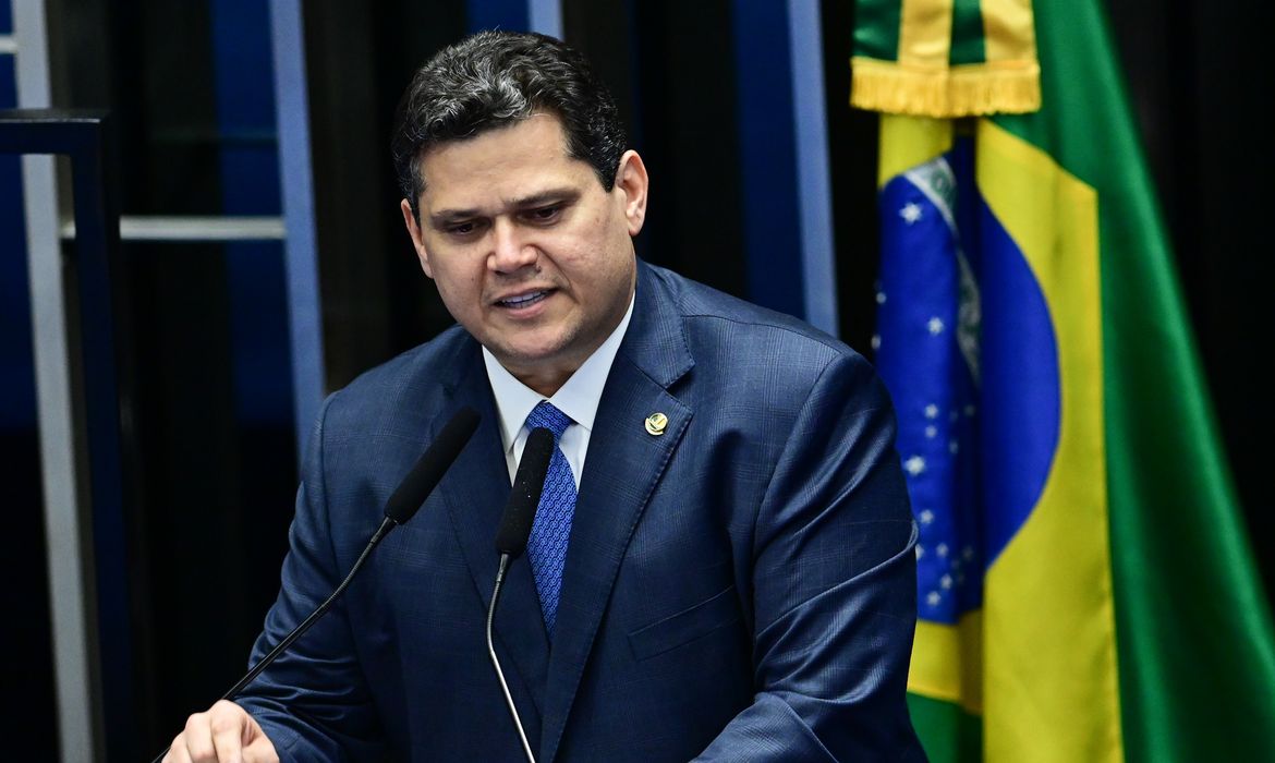 Senado cria CPI para investigar crime organizado