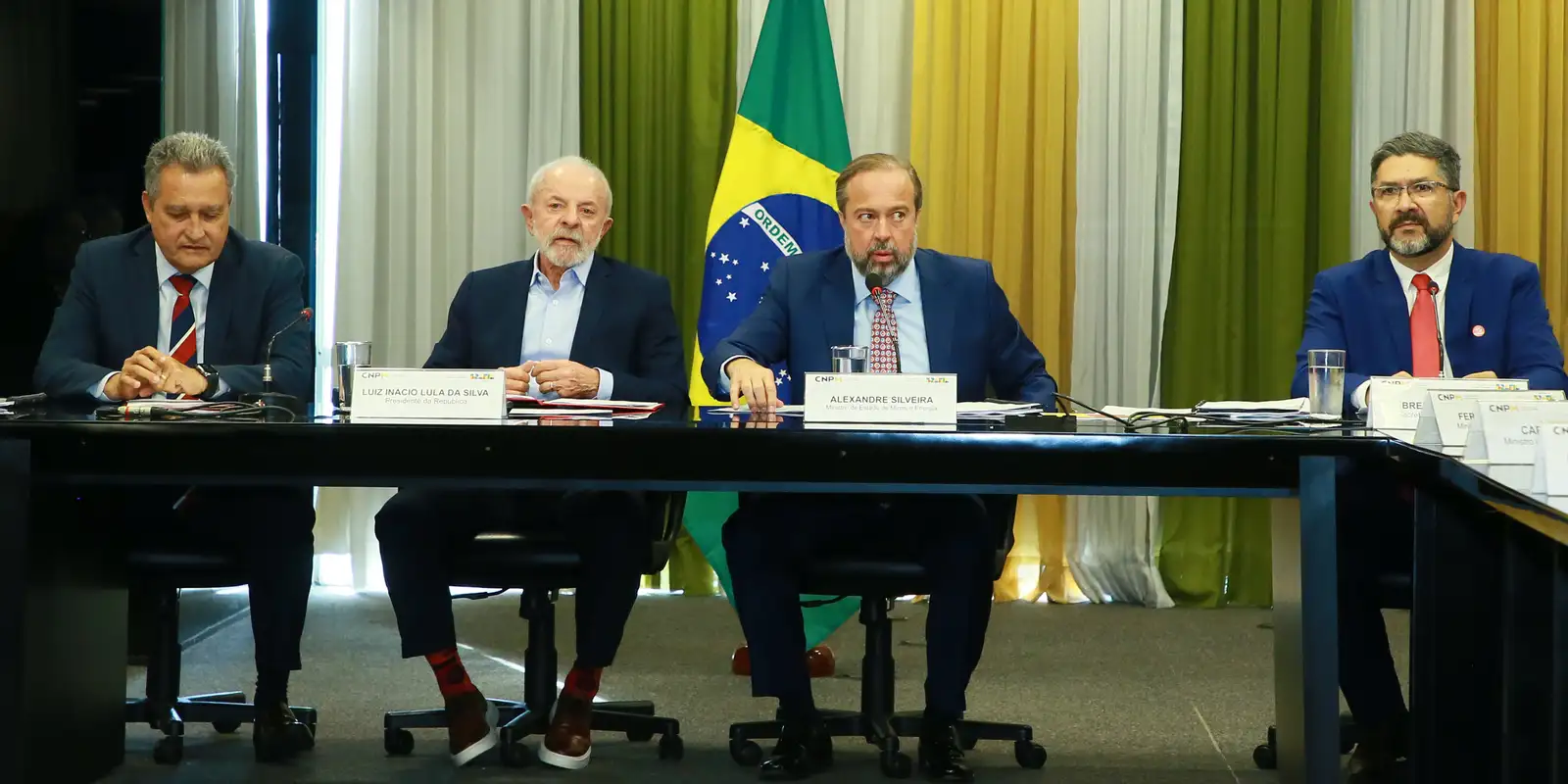 Lula Lança Conselho para Impulsionar Exploração de Minerais Estratégicos e Terras Raras