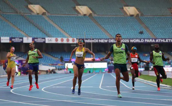 Jerusa Geber Faz História e Conquista Ouro nos 200m, Tornando-se a Brasileira Mais Medalhada em Mundiais