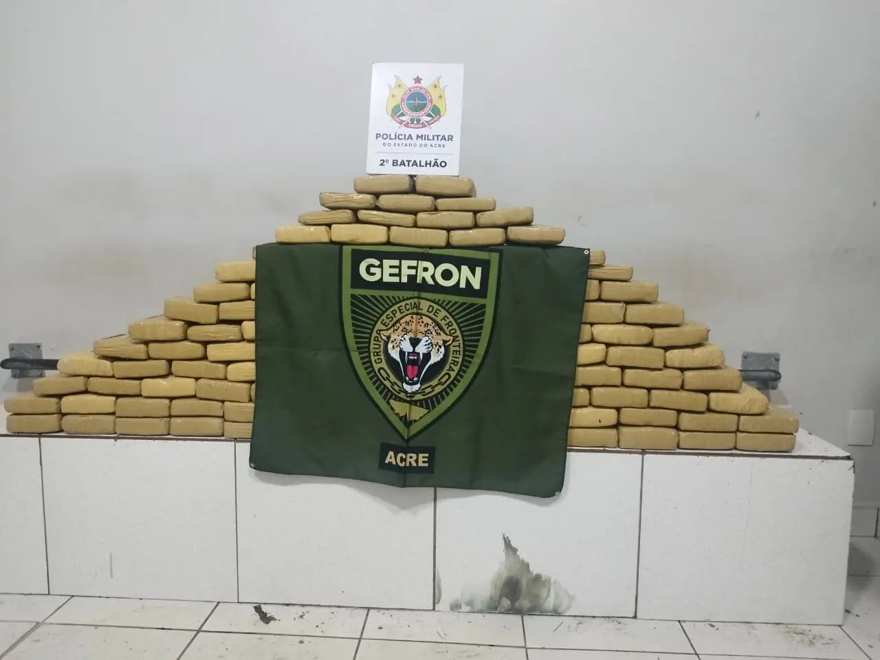 Apreensão Milionária: Casal é Preso com Skunk Avaliado em R$ 1,2 Milhão em Rio Branco