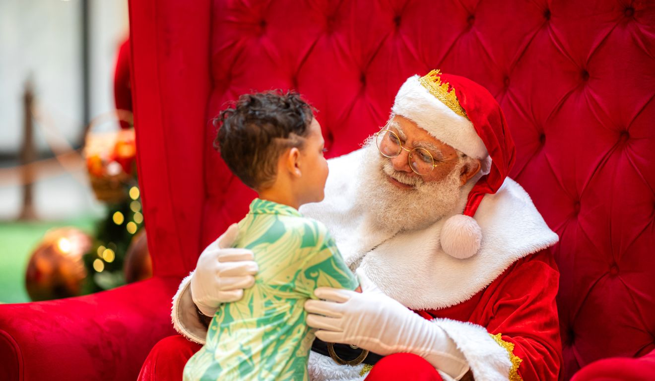 Ho Ho Ho! Papai Noel Antecipa a Magia Natalina nos Shoppings da Grande Vitória