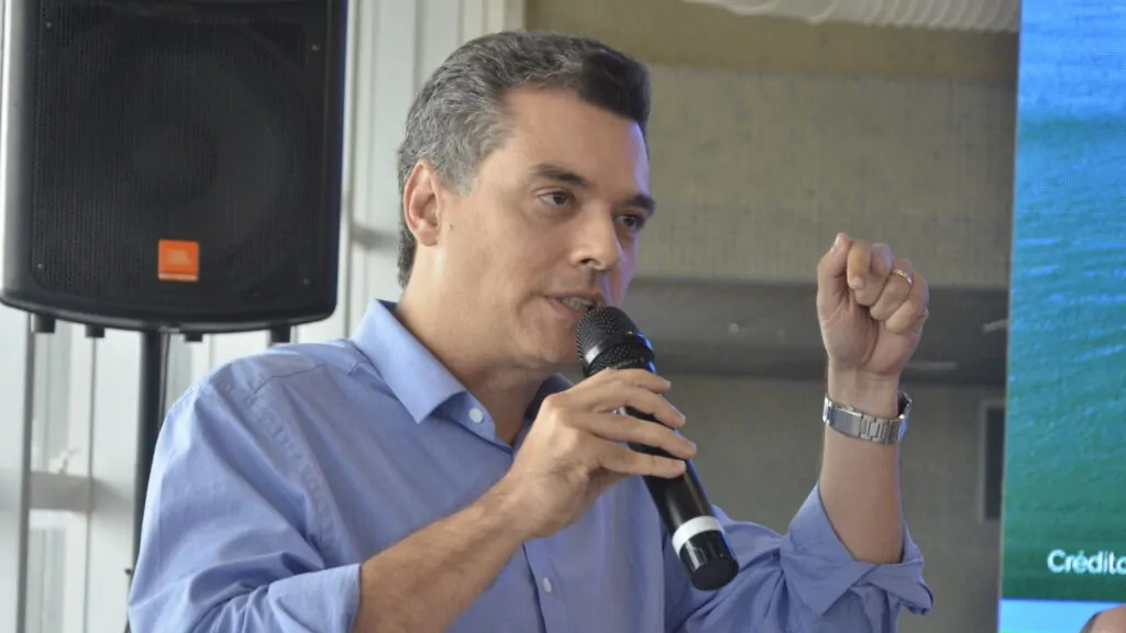 Walter Alves Rejeita Candidatura ao Governo do RN e Pede Retirada de Seu Nome das Pesquisas Eleitorais