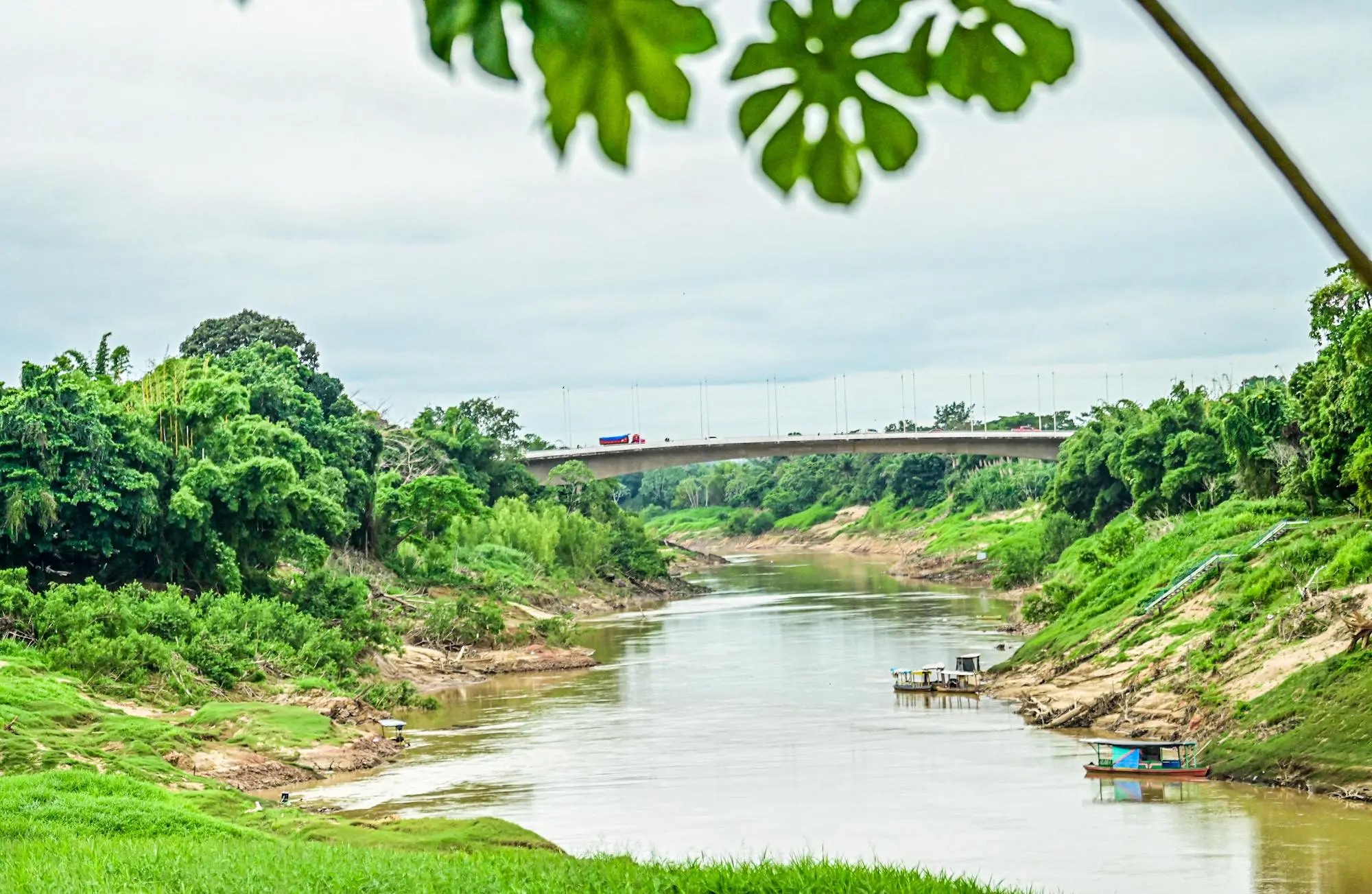 Rio Acre Recua e Nível Tranquiliza Moradores de Rio Branco