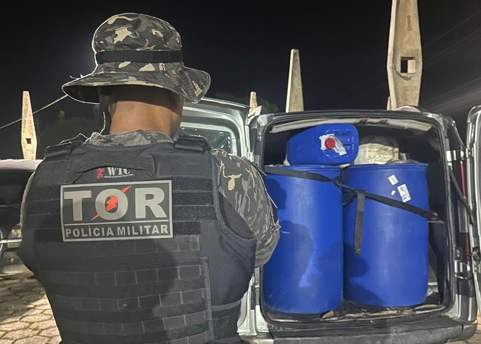 Apreensão no Alvorada: Polícia flagra transporte ilegal de diesel em veículo adaptado