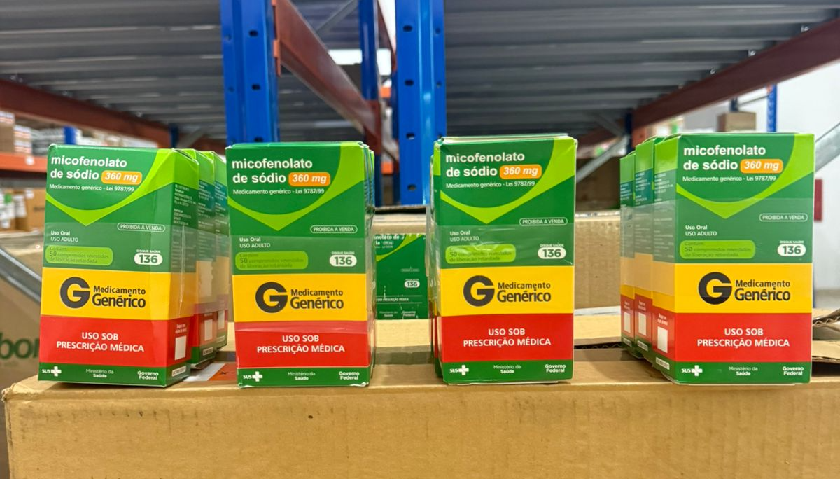 Medicamento Essencial para Transplantados Regularizado na CGAF após Alerta da Folha BV