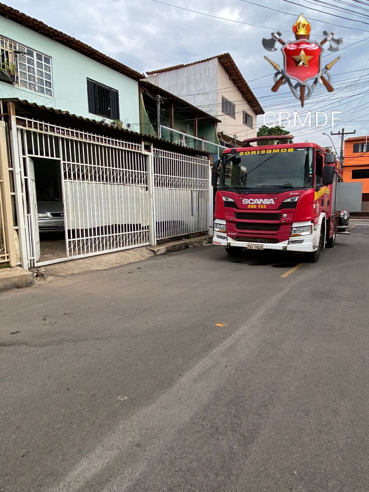 Incêndio em Residência no Guará Mobiliza Bombeiros e Deixa Feridos