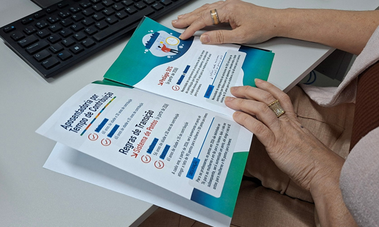 AjuPrev Tira Dúvidas e Orienta Servidores Sobre Acesso à Aposentadoria