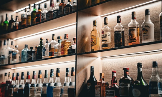 Alerta em Sergipe: Força-Tarefa Contra Bebidas Adulteradas com Metanol