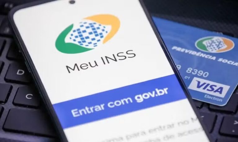 Florianópolis inaugura nova central de autoatendimento do INSS