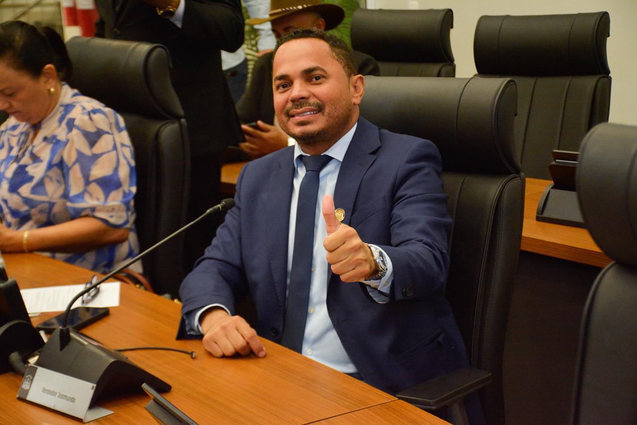 Pavimentação da Baixada do Aureny III Sai do Papel Após Homologação de Empresa