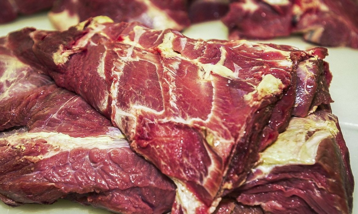 EUA Consideram Importação de Carne Argentina para Aliviar Inflação nos Preços