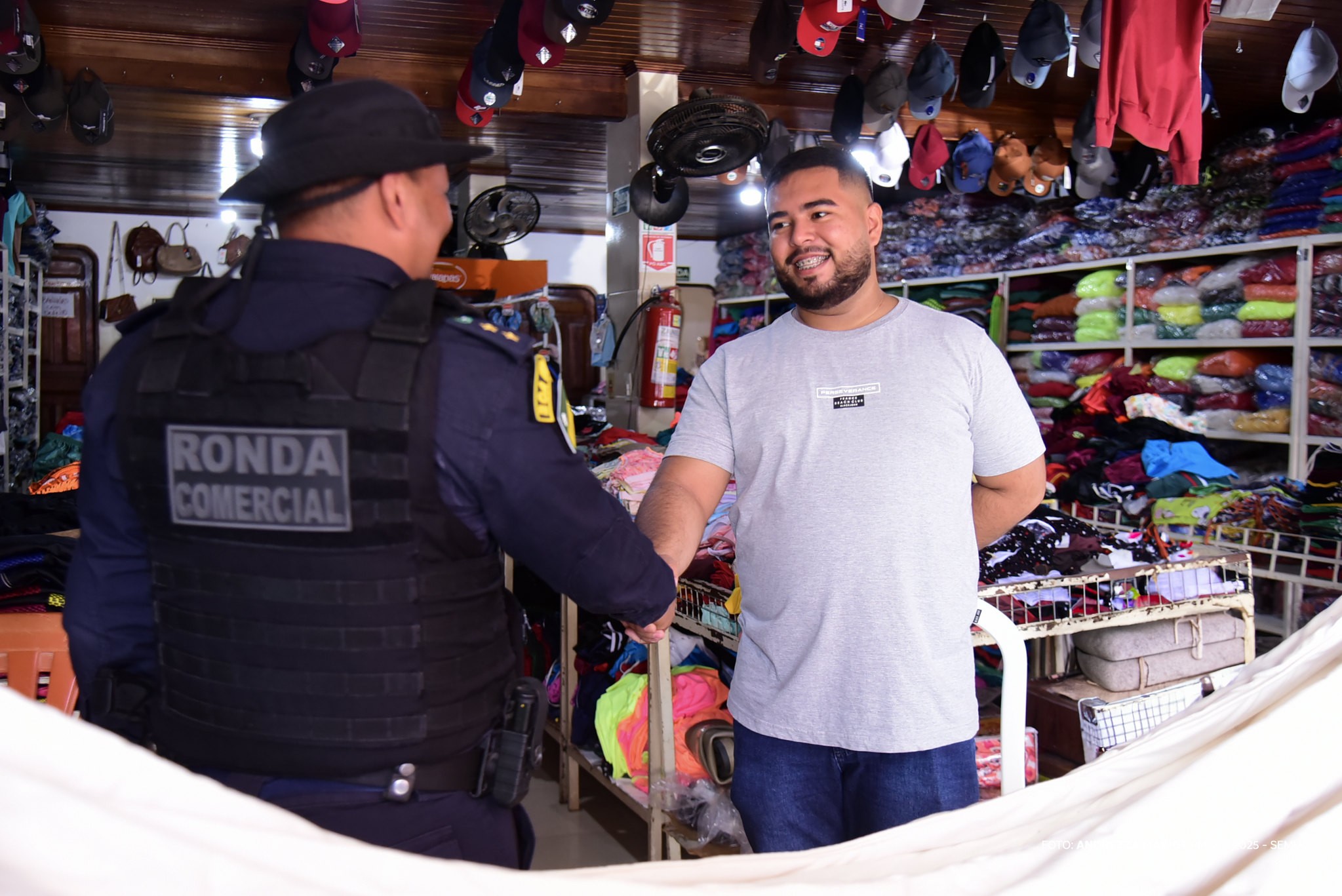 Guarda municipal melhora segurança em Boa Vista com ronda comercial