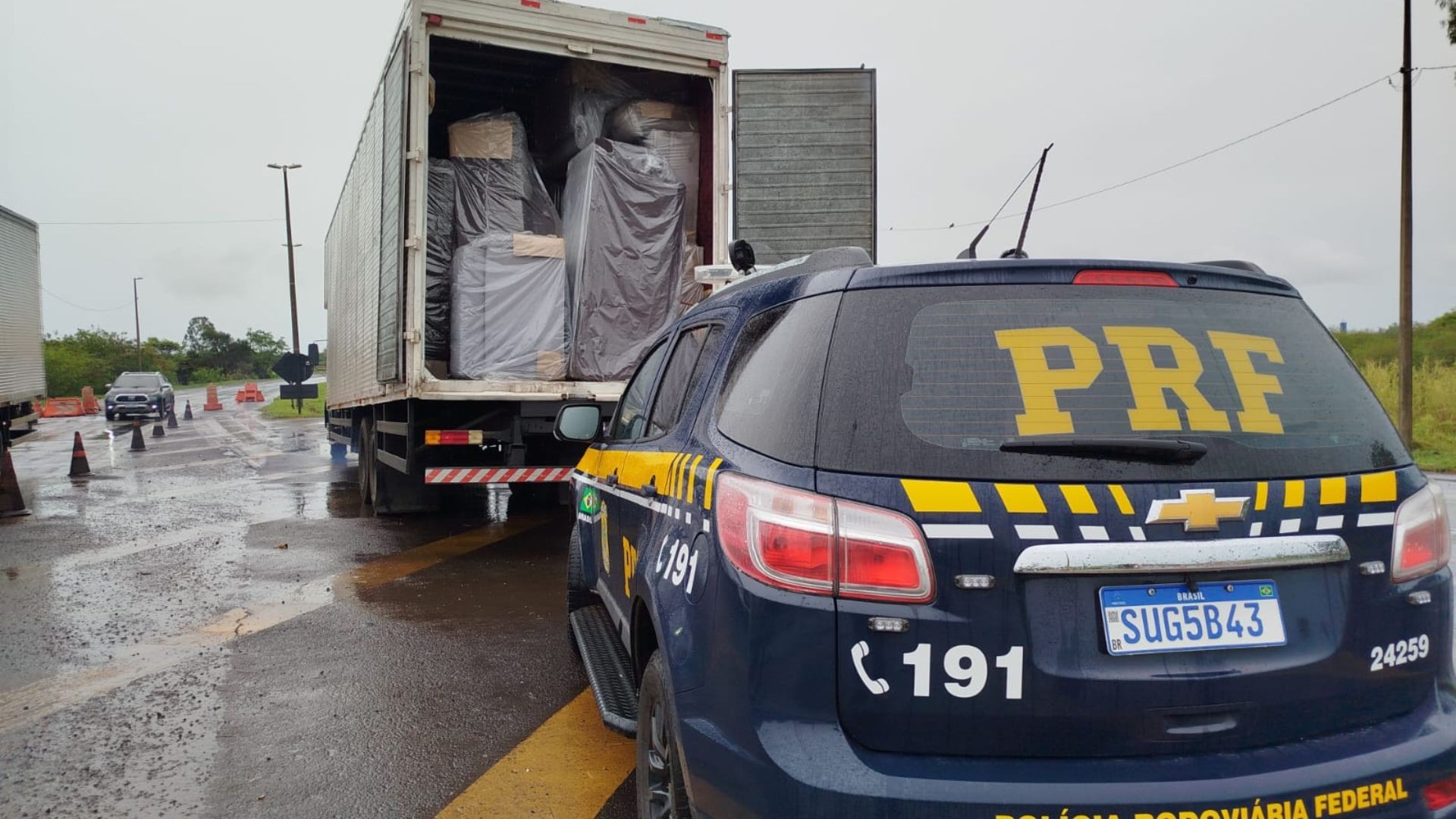 Polícia apreende 450 caixas de cigarros contrabandeados em Ourinhos