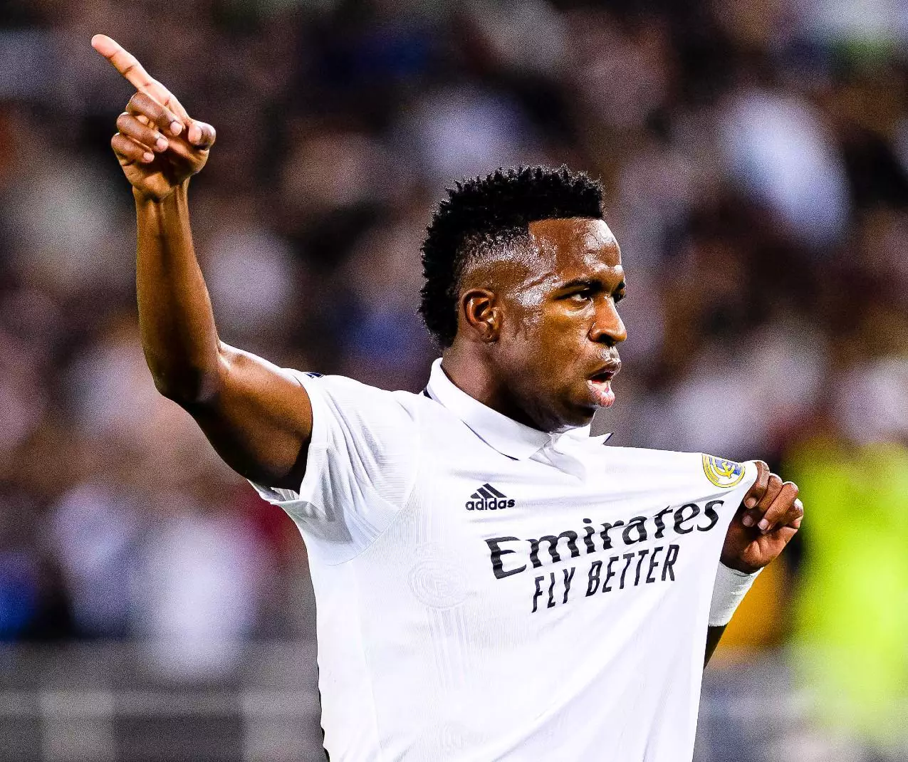 Após Clássico Tenso, Vini Jr. Ameniza Clima e Exalta Vitória do Real Madrid