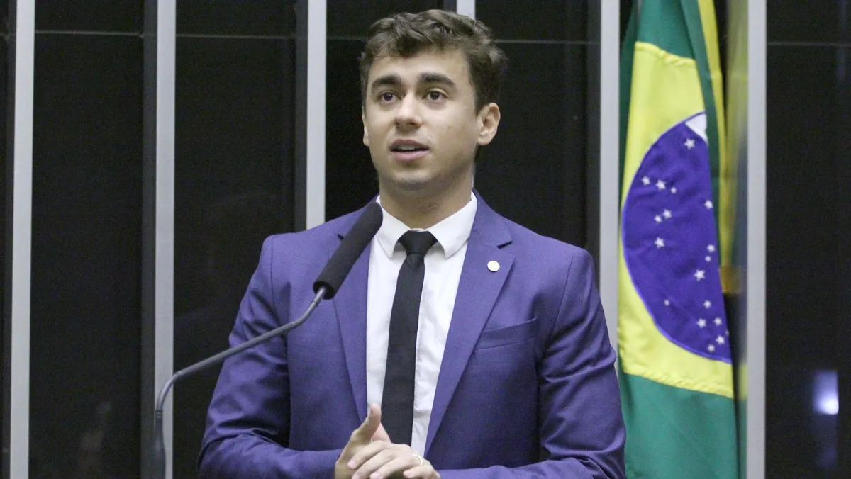 Revés na Câmara: Deputado Nikolas Ferreira Justifica Voto Favorável à MP do Governo como ‘Confusão’