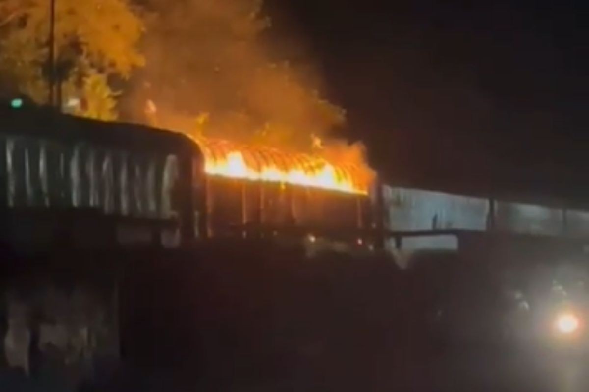 Incêndio atinge vagão de trem em Cubatão pelo 2º dia seguido