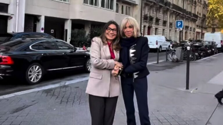 Janja e Brigitte Macron visitam exposição Amazônia em Paris