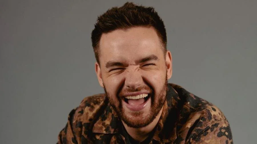 Legado Imortal: Fãs Celebram um Ano de Saudade de Liam Payne