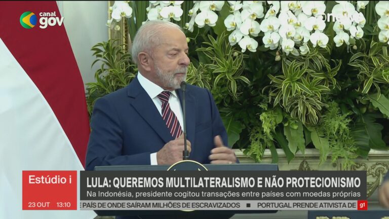 Lula defende criação de moeda alternativa desde 2022