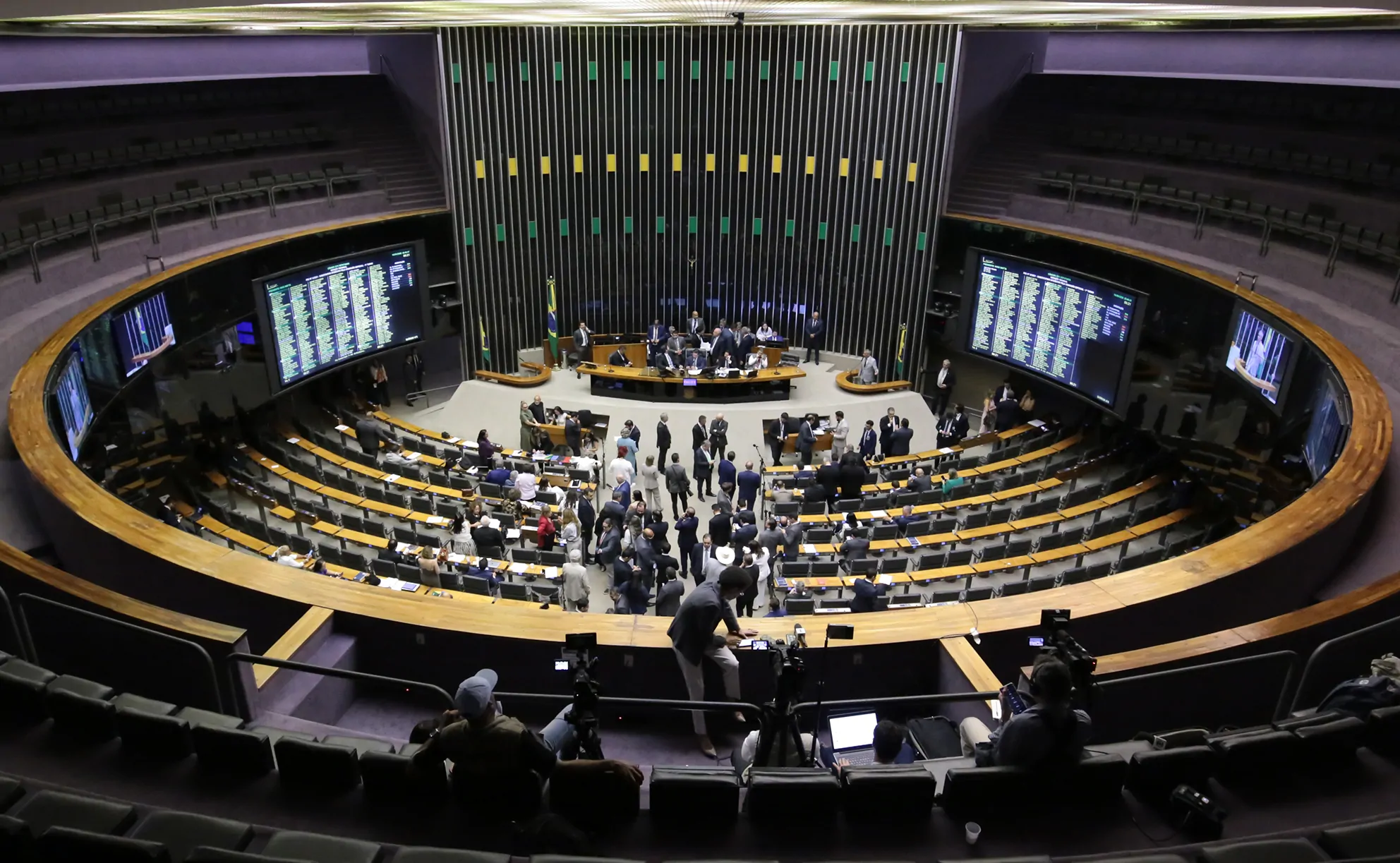 Câmara dos Deputados Vota Isenção de Imposto de Renda para Quem Ganha Até R$ 5 Mil