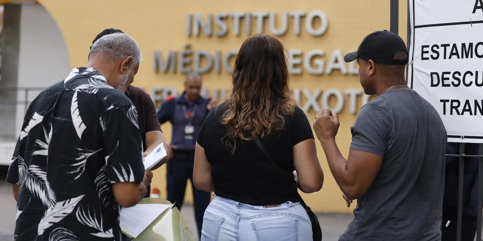 Lula envia força-tarefa ministerial ao Rio após operação policial com alto número de mortos