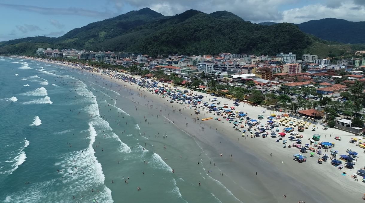 Turista morre e amigo desaparece após se afogarem em Ubatuba