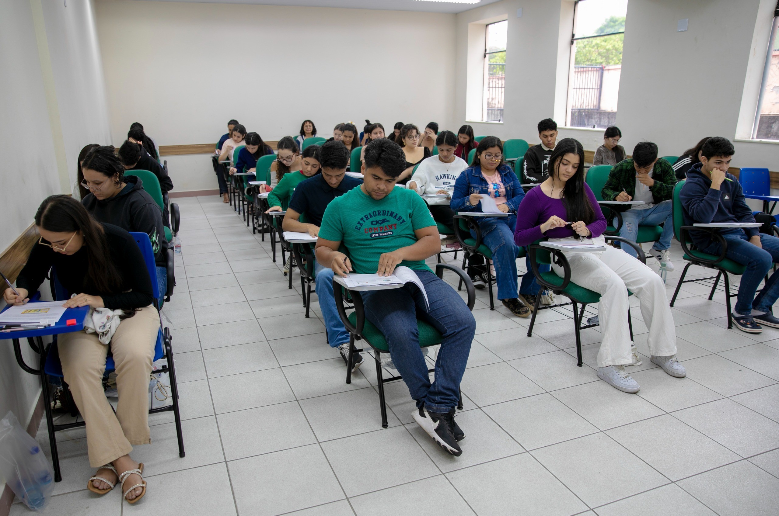 Provas do SIS e Vestibular 2025 da UEA começam neste domingo no AM