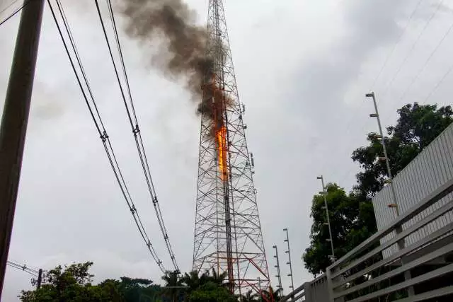 Incêndio Atinge Torre da Record MS em Campo Grande e Interrompe Sinal