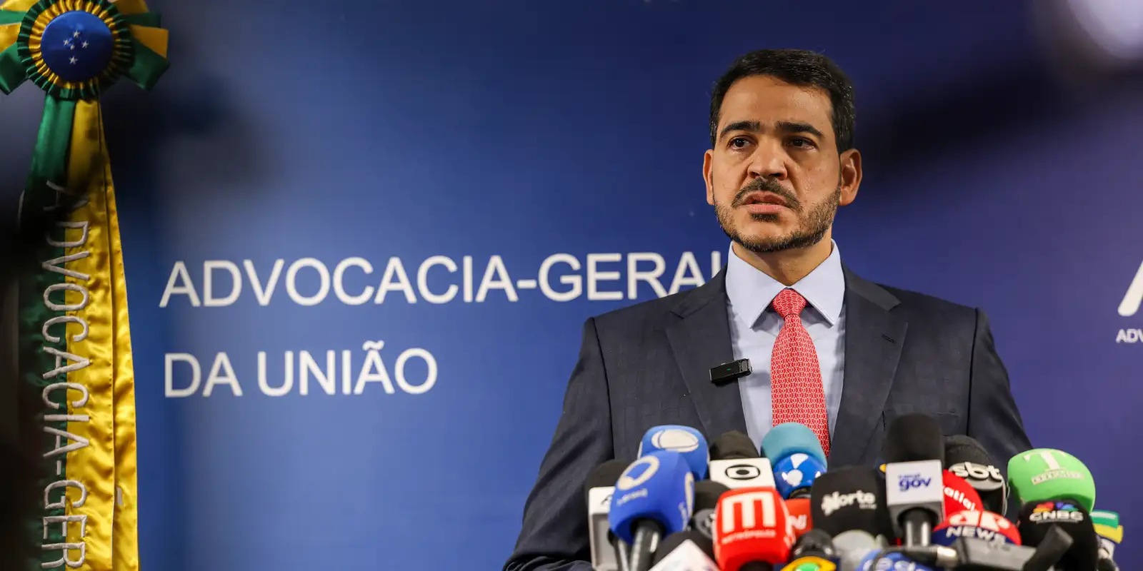 Senado Agenda Sabatina Decisiva de Jorge Messias ao STF para 10 de Dezembro