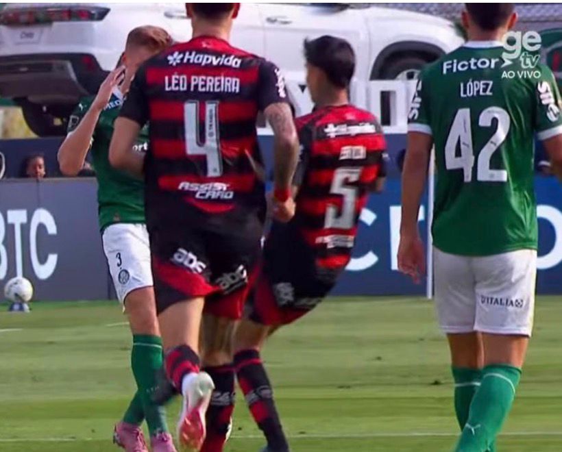 Flamengo Imbatível: Rubro-Negro Conquista o Tetracampeonato da Libertadores e Amplia Domínio sobre o Palmeiras