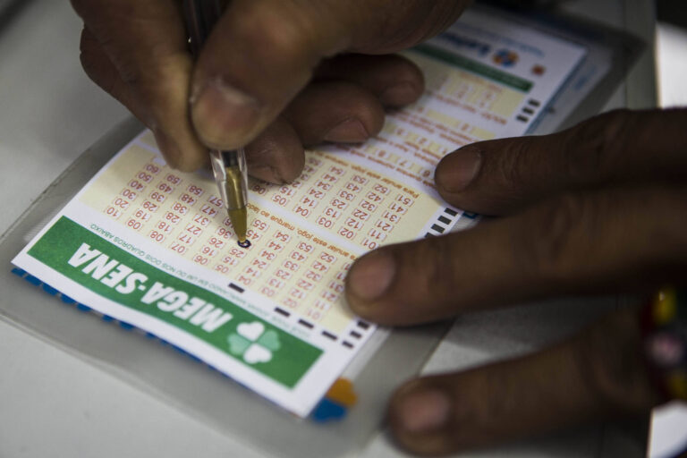 Mega-Sena concurso 2944: resultado será divulgado nesta quinta-feira (27)
